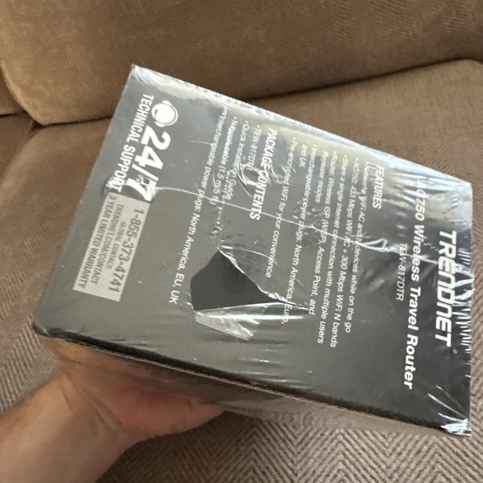 TEW-817DTR TRENDnet AC750 Wireless Travel Router (TEW-817DTR) - Image 4 of 4