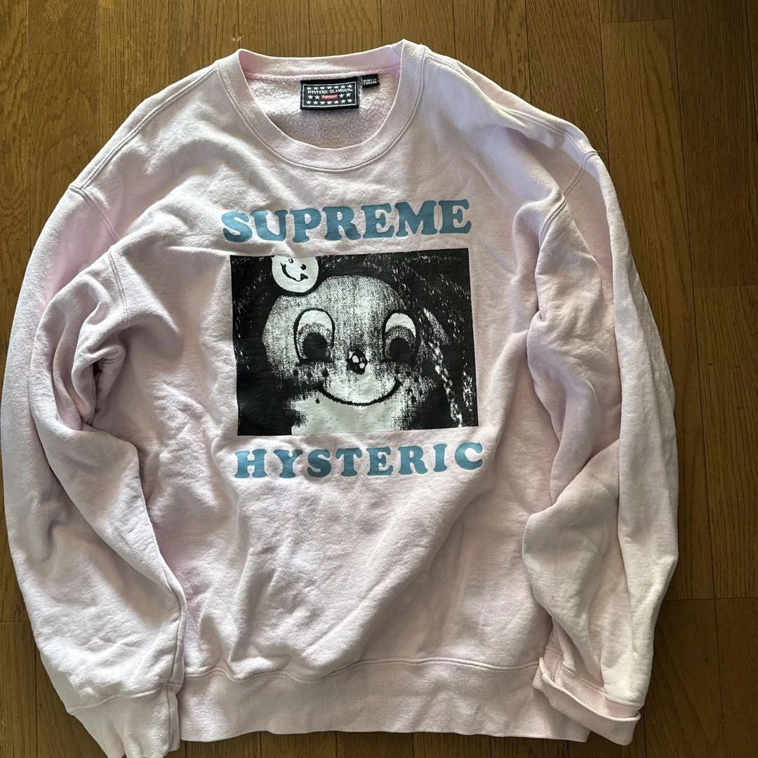 Supreme Men M Hysteric Collaboration Iconic Streetwear rare occasion limitée