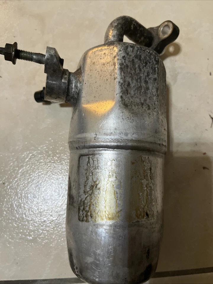 Acumulador A/C 15136598 - 2005 Chevy Silverado 2500HD - Imagem 3 de 4