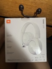 JBL Tune 520BT White Wireless Bluetooth On-Ear Headphones New