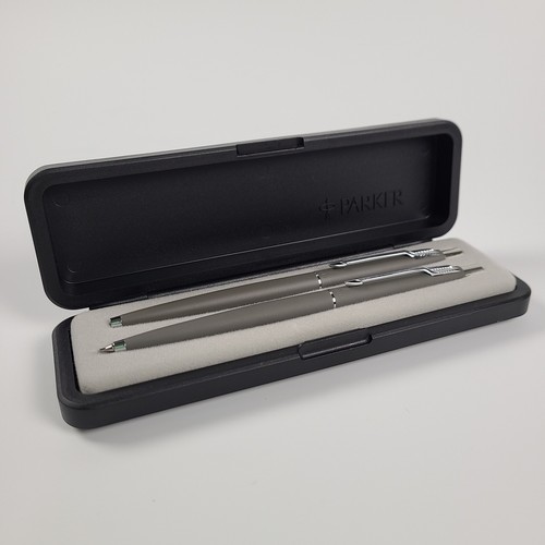 Parker Classic Matte Grey & Chrome Trim Ballpoint Pen & Pencil MADE IN USA - Picture 2 of 20