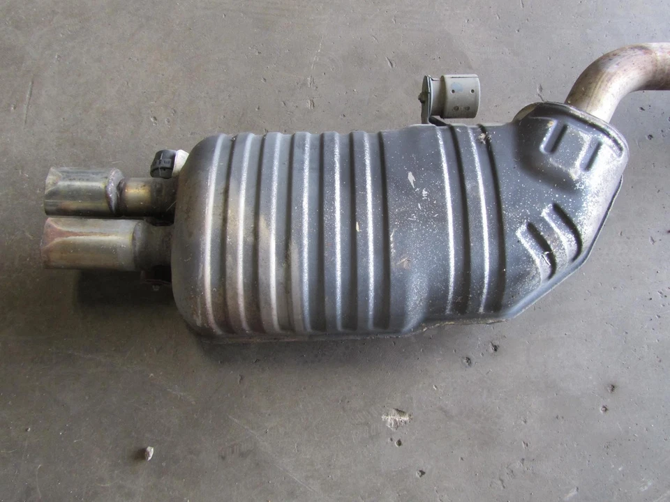 07 BMW X3 Muffler Exhaust System Cat Converter Back Foto 2 de 4