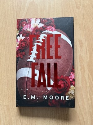 Free Fall - E.M. Moore - Signiert - Baddies Special Edition