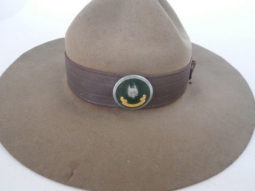 Old Vintage SCOUT HAT with badge - For 