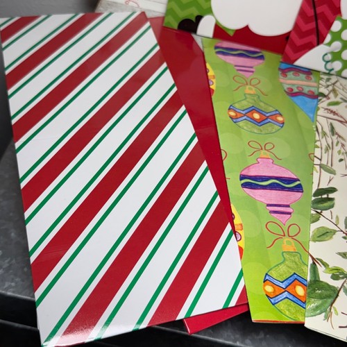 Lot of 8 Assorted Christmas Supplies: 3 Boxes, 5 Wrapping Papers READ BELOW - Picture 9 of 24