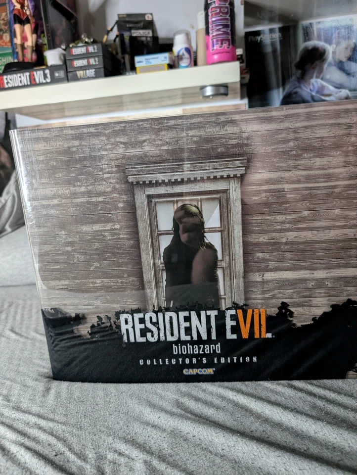 Resident Evil 7 USA Gamestop Collector's Edition Immaculate Condition - Image 2 of 4