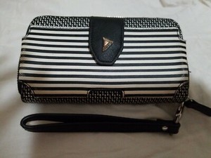 stella and dot wristlet