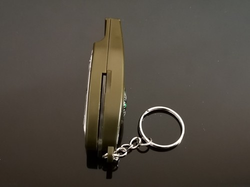 4 in 1 Multifunction Emergency Whistle Compass Magnifier Thermometer Keychain - Picture 3 of 6