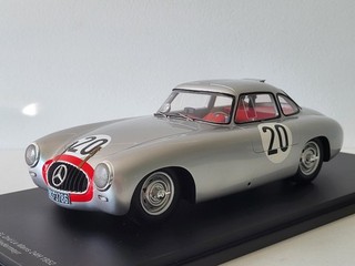 SPARK 18S859 Mercedes 300SL N°20 24H LM 1952 (1/18) Modèle imparfait