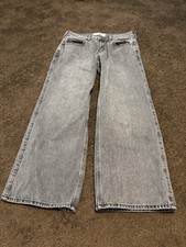 Women  s Hollister Low Rise Baggy distressed black Size 6