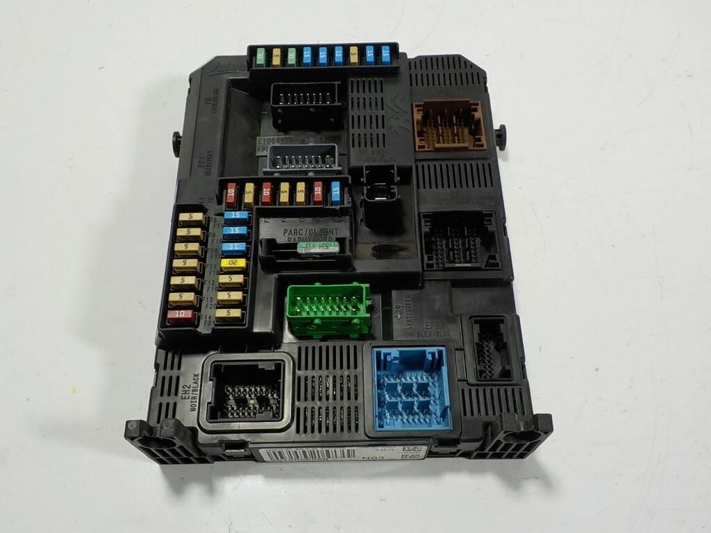 1617304880 FUSE BOX UNIT / 1663368780 / 981985008000 / 17252933