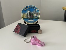 Mini Nike Shoe Keychain Single With Shoe Box Plated Shine Acrylic Color Pink