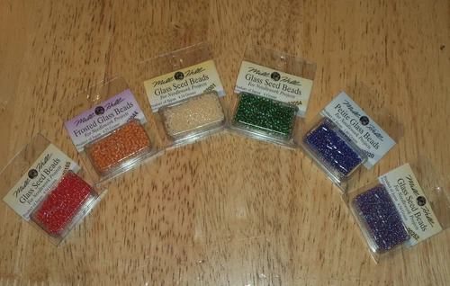 NIP MILL HILL BEADS & TREASURES Antique, Frosted, Glass Seed, Magnifica, Petite