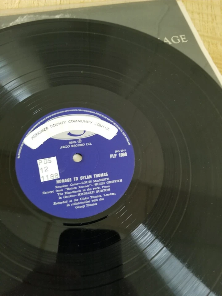 HOMAGE TO DYLAN THOMAS,GLOBE THEATER,1954.VTG ExLib VG+ LP RECORD*25 Foto 4 de 4