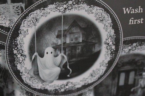 NUEVO EN CAJA 4 platos de aperitivo de comedor fino Eaton Halloween casa espeluznante araña fantasma - Imagen 8 de 11