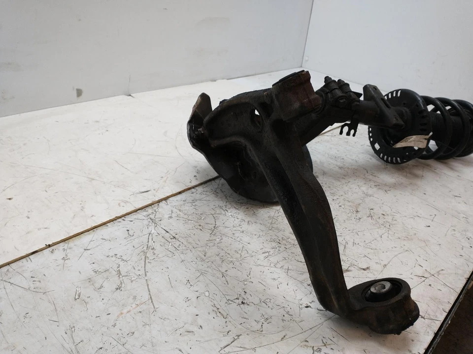 SUSPENSIÓN DELANTERA DERECHA VOLKSWAGEN CARAVELLE 2.5L Diesel 03-16 Foto 2 de 4