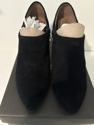 Corso Como Model 23108 Black Suede Ankle Boots Size 9 1/2