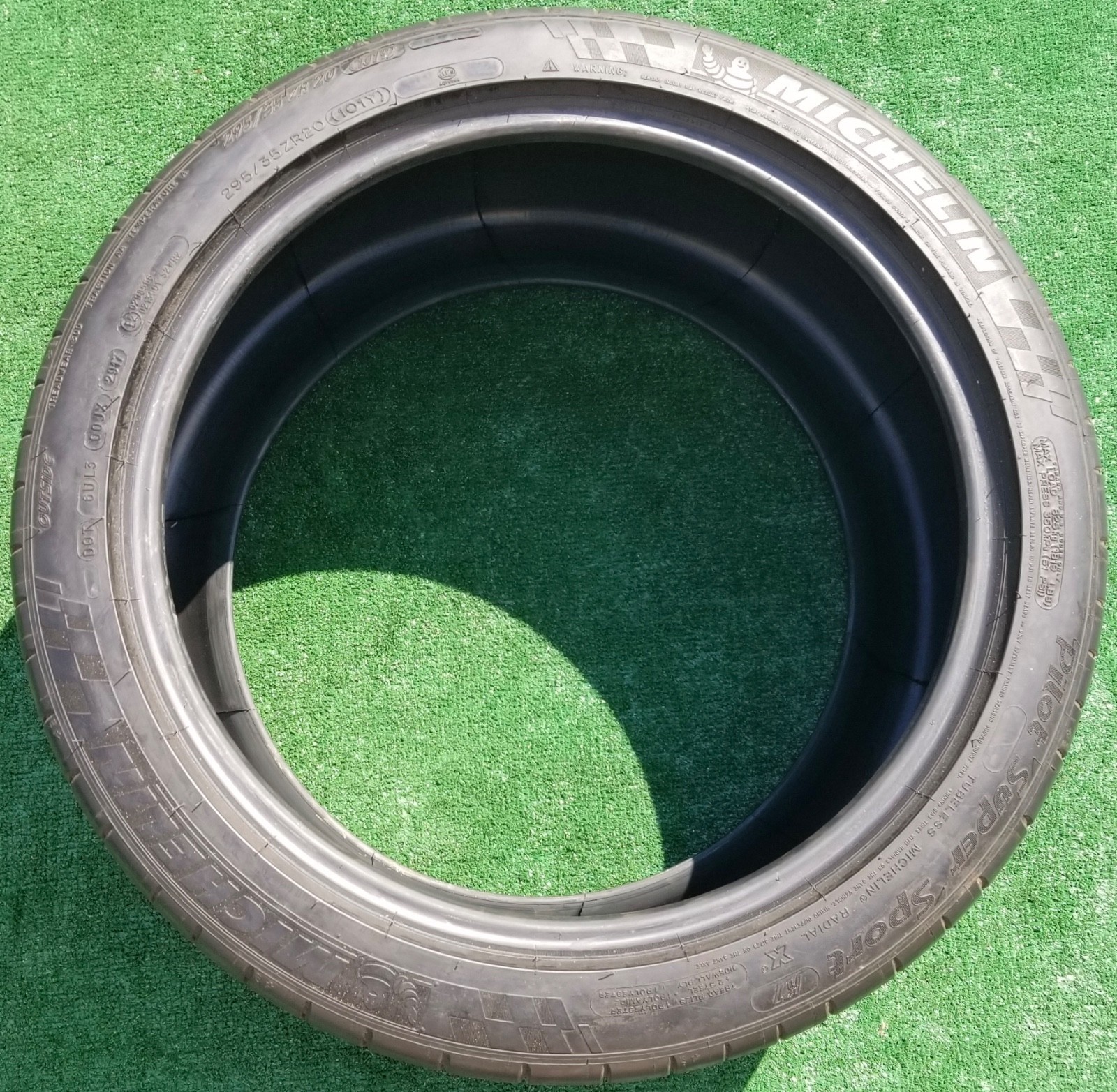 295/35R20 Michelin Pilot Super Sport Tires K1 Ferrari 295/35ZR-20 101Y 70% Tread