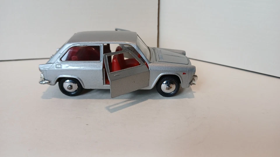 Mebetoys A5 AUTOBIANCHI PRIMULA 1/43 prima serie mint - Immagine 4 di 4