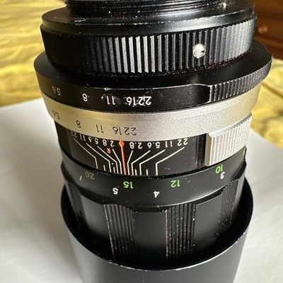 Soligor 135mm f/2.8 Telephoto Camera Lens Screw Mount Japan with lens cap