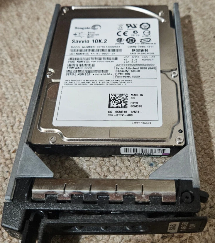 Dell ST9146853SS 61XPF Savvio 15K.3, 146 GB 15000 RPM 64 MB 2,5"SAS