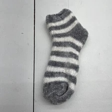 Women’s Grey & White Fuzzy Socks Size OS