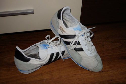 very white trainers