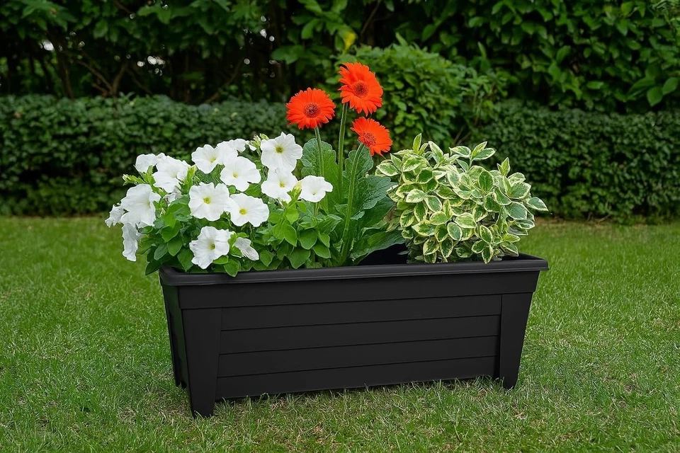4x Large Black Plastic Planters Garden Flower Pots Troughs 55cm Outdoor Patio Bo - Image 4 of 4