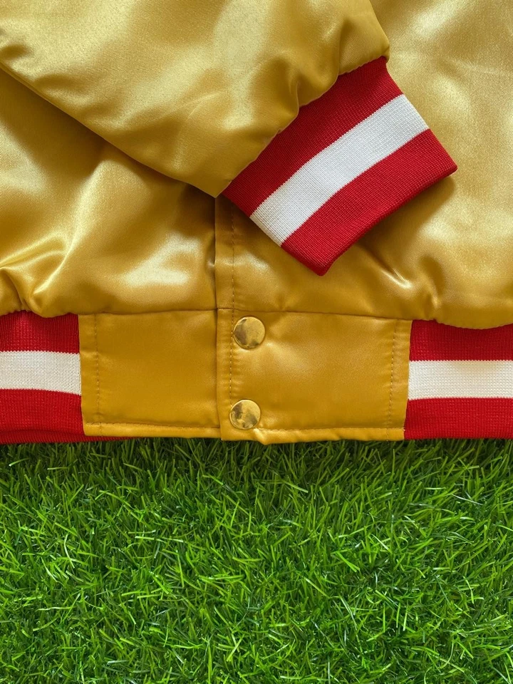 Chaqueta Universitaria SF San Francisco 49ers Vintage Años 80 Satén NFL Estilo Bombardero Grande Foto 3 de 4