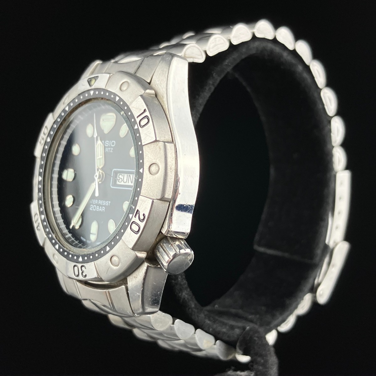 Casio Marlin Black & Silver Stainless Steel Day Date 200m Dive