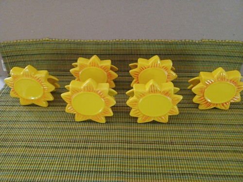 Ceramic Sun/Sunflower Bright Yellow Napkin Ring/Holders, Set of 6, pre-owned - Picture 2 of 6