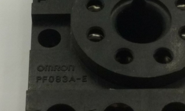 Omron PF083A-E Relaissockel 10A 250 V VPE 21St ungebraucht