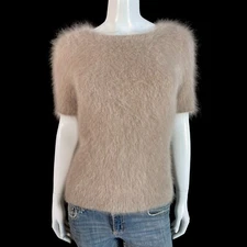 90% Angora Fuzzy Beige Short Sleeve Crew Neck Stretchy Sweater 30 in bust