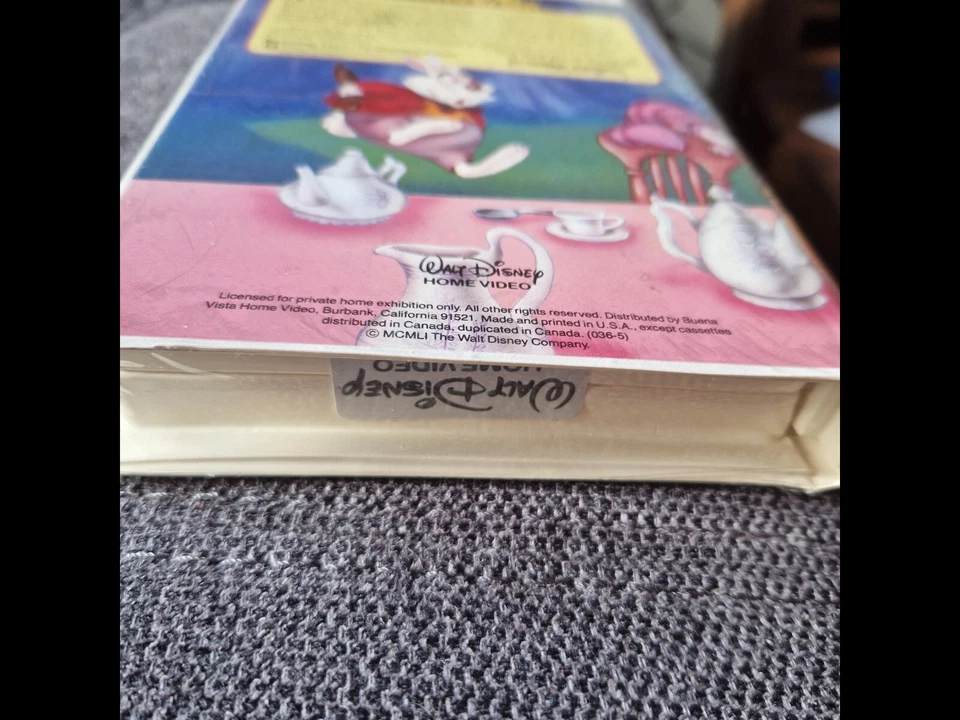 Alice in Wonderland, VHS Walt Disney Classic, Black Diamond edition - Bild 4 von 4