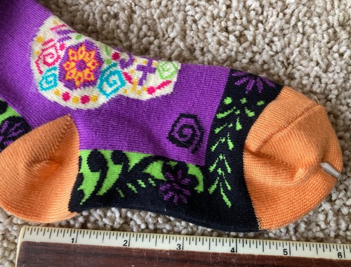 NEW Youth Socks Sugar Skull Dia de Muertos Day of Dead Halloween Size 8 10 12 13 - Picture 6 of 6