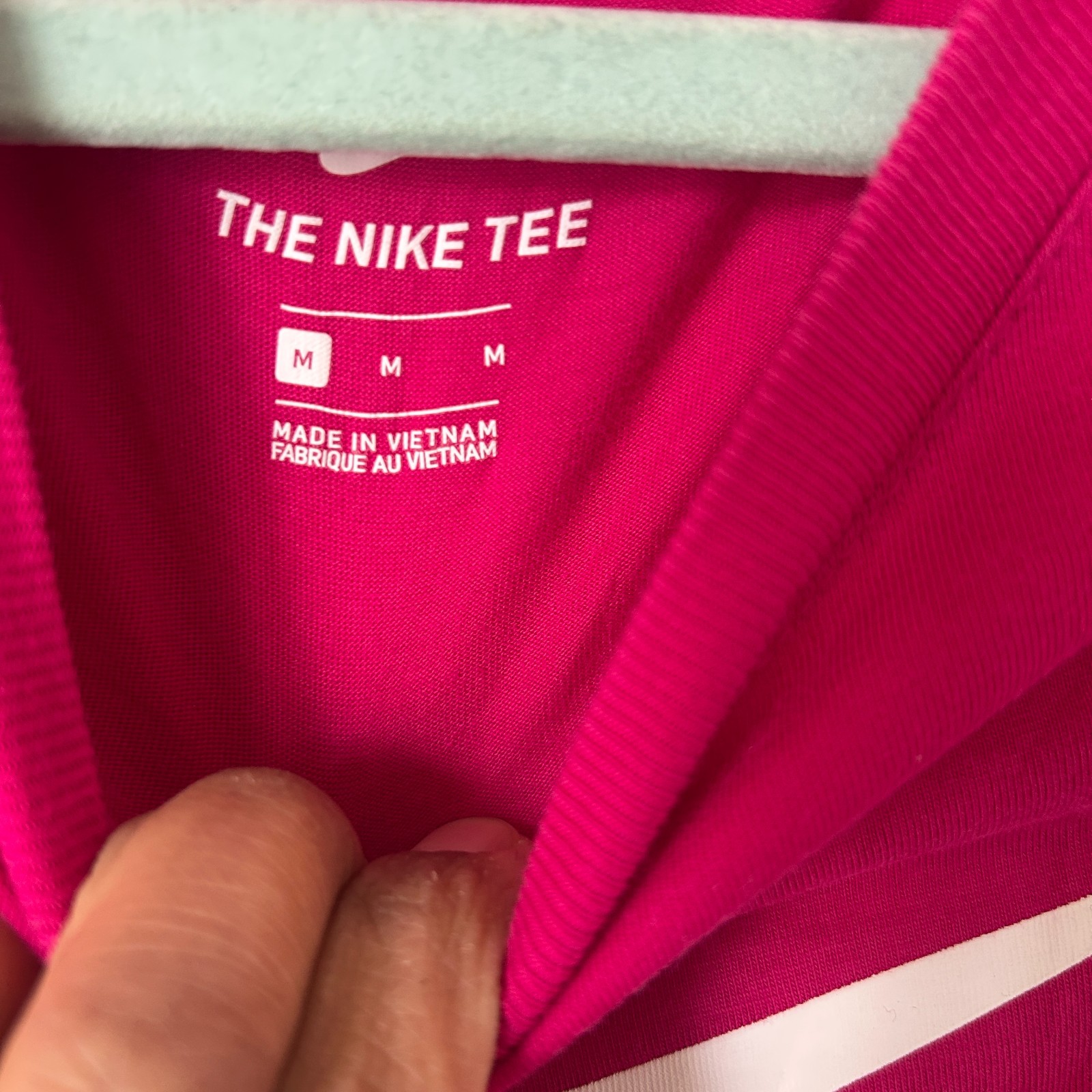 Nike Tshirt - M - Womens image 5