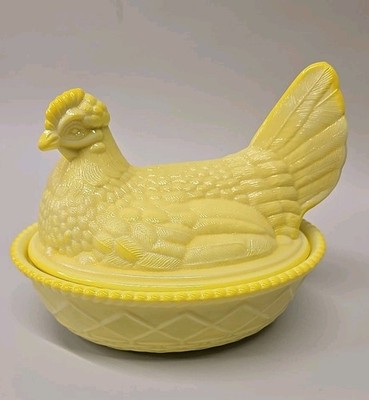 Mosser Glass 7'' Lemon / Dandelion Covered Hen on Nest Cadmium Glow