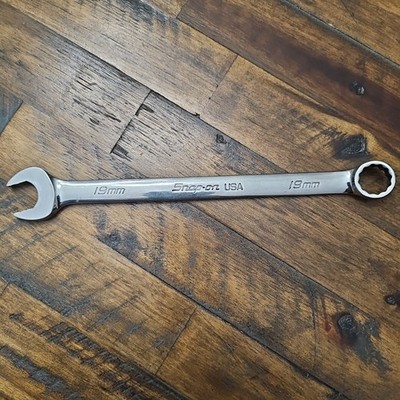 Snap On USA  SOEXM19 19mm 12 point flank drive plus wrench