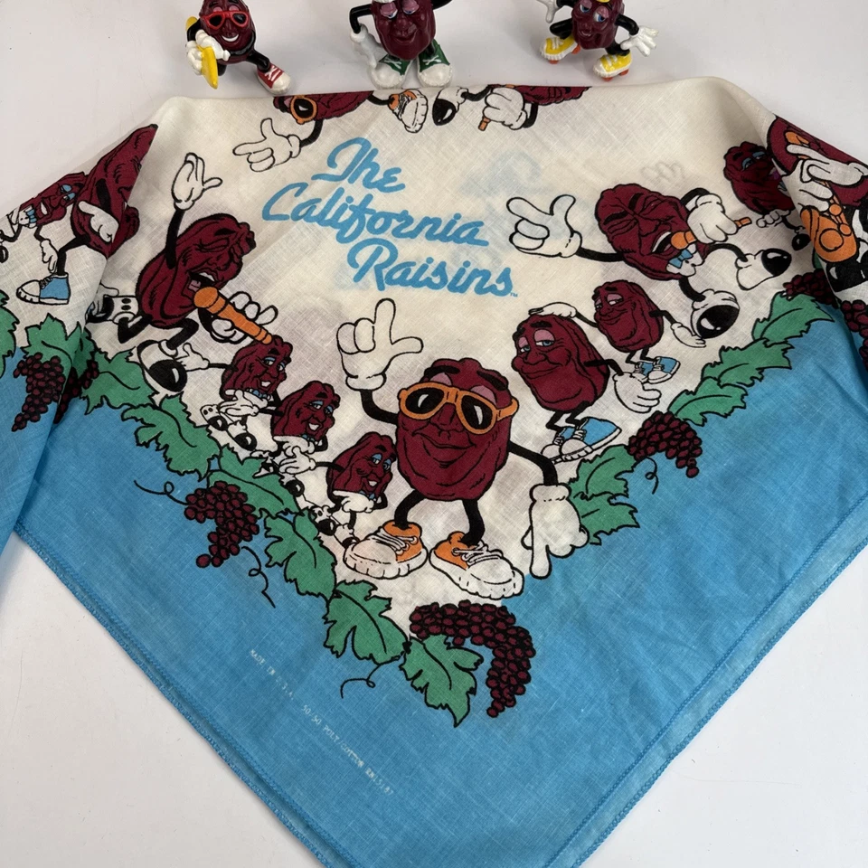 The California Raisins Handkerchief Bandana 1988 Applause & 3 Raisins Figures - Image 2 of 4