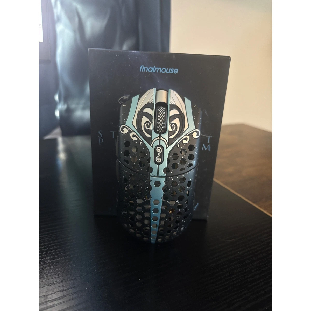 Finalmouse Starlight-12 Phantom Wireless GaminMouse Medium Black