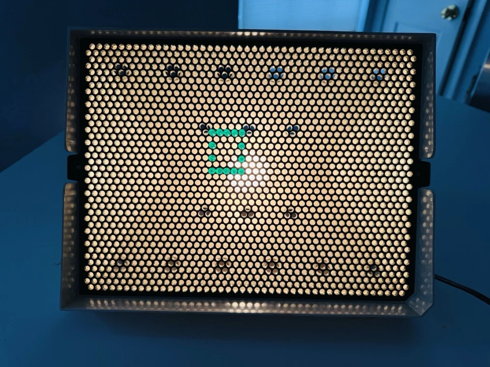 Old Vtg 1967 5455 Lite-Brite Hasbro Toy Game In Original Box W/ Pegs & Papers - Image 4 of 4