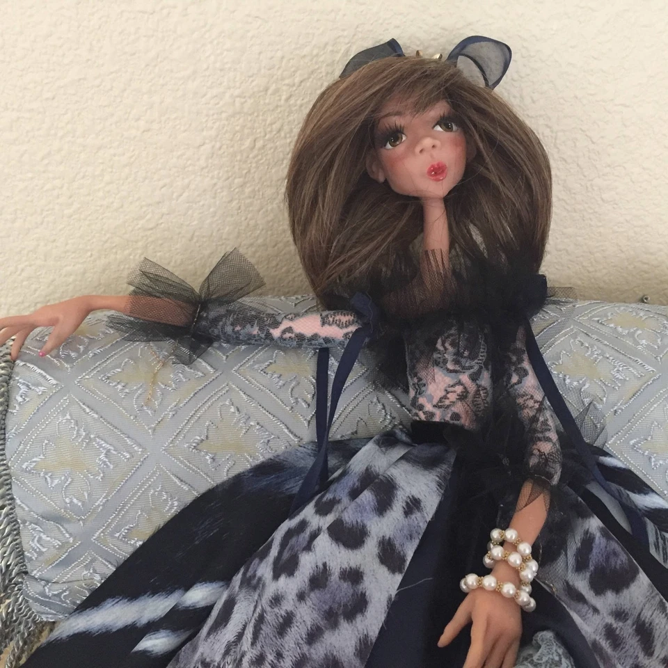 OОАK Art Blue Princess – Boneca travesseiro cama/boudoir, salão de beleza, salão ou boneca francesa   - Imagem 4 de 4