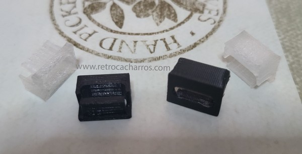 (4 Unidades) Embellecedor USB C para retrosix CleanJuice Impreso 3D PLA