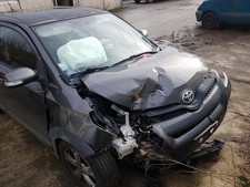 Porte avant et accessoires Toyota URBAN CRUISER