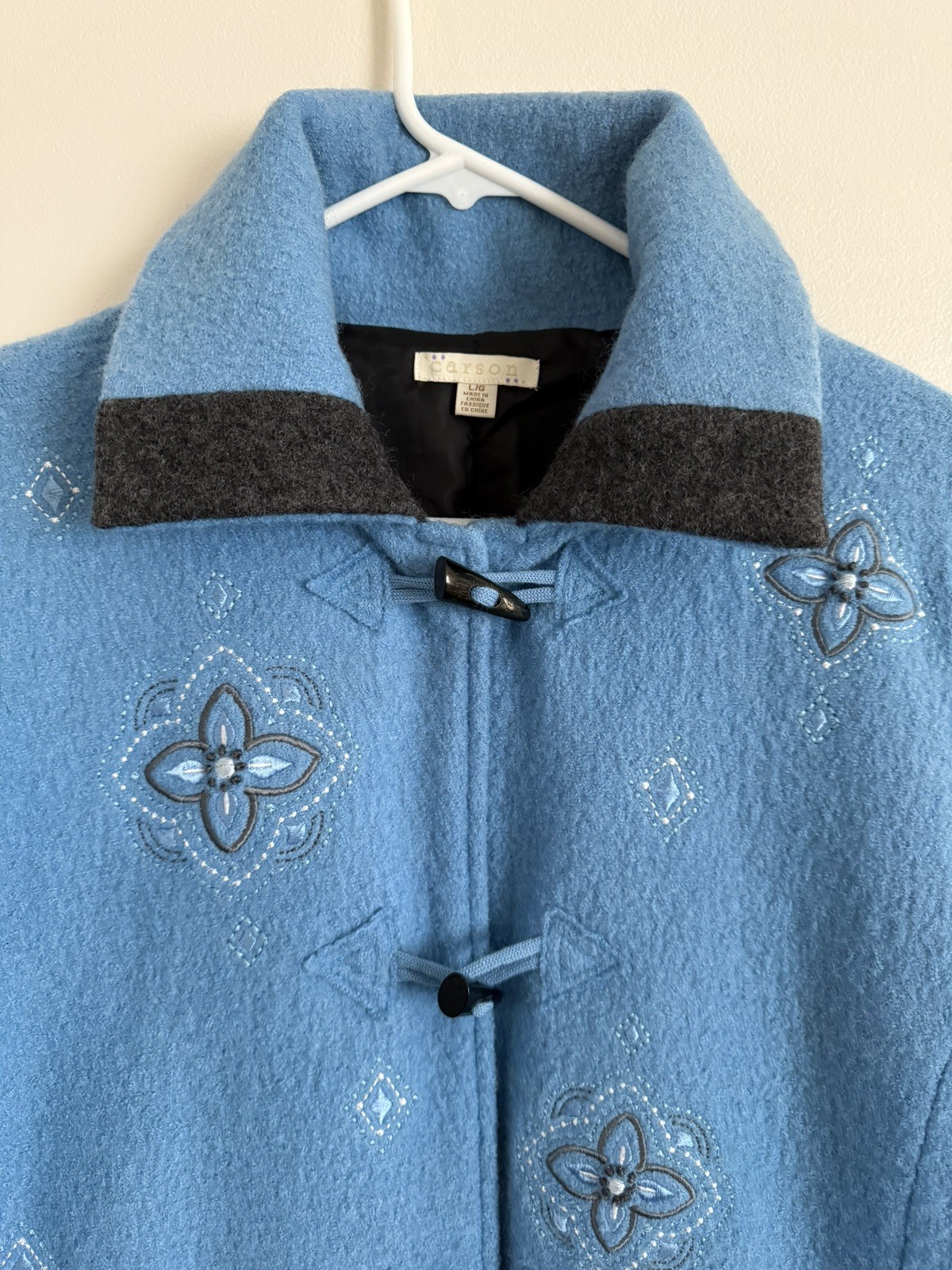 Vtg Carson Blue Wool Toggle Closure Embroidered L… - image 4