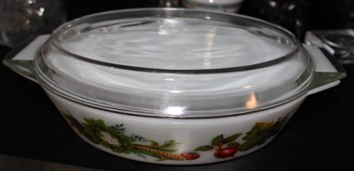 VTG 1970s Pyrex England JAJ Casserole Dish Tuscan Vegetables Market Garden