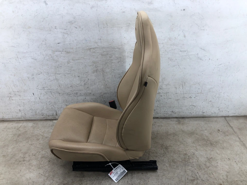 2011 ASTON MARTIN RAPIDE FRONT SEAT SET W/ SCREENS HEATED / COOLED BEIGE LEATHER Foto 4 de 4