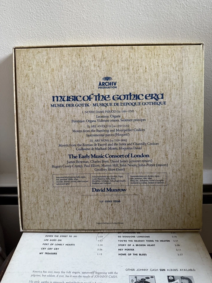 Music of the Gothic Era : David Munrow - 3 Stereo Vinyl LPs + Book 1976 Germany - Image 2 of 2