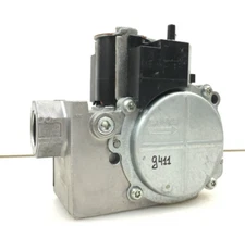 White Rodgers GEMINI 36J52-510 Furnace Gas Valve EF32CW213 used #G411