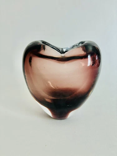 Blenko Dusty Rose Art Glass Heart Bud Vase #891 Paperweight 4”